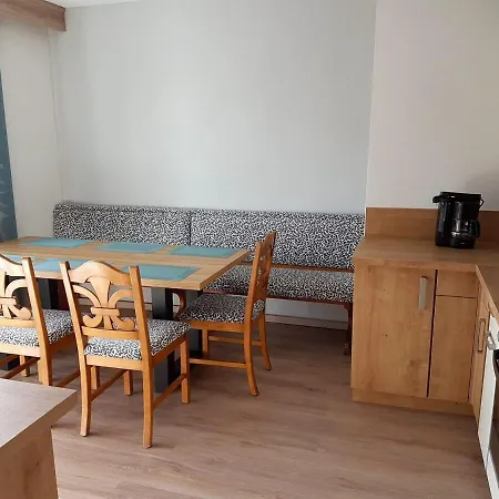 Appartement Geraeumige Inmitten Der *