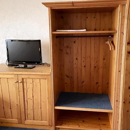 Geraeumige Inmitten Der Appartement *