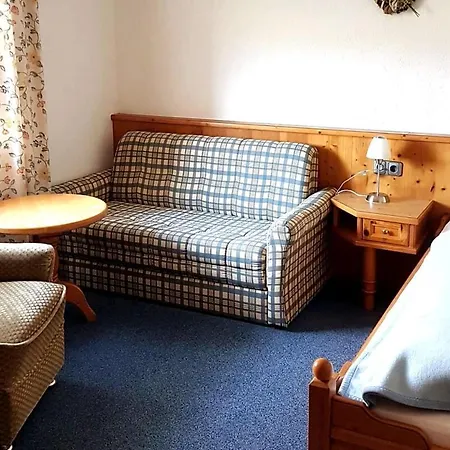 Geraeumige Inmitten Der Apartment